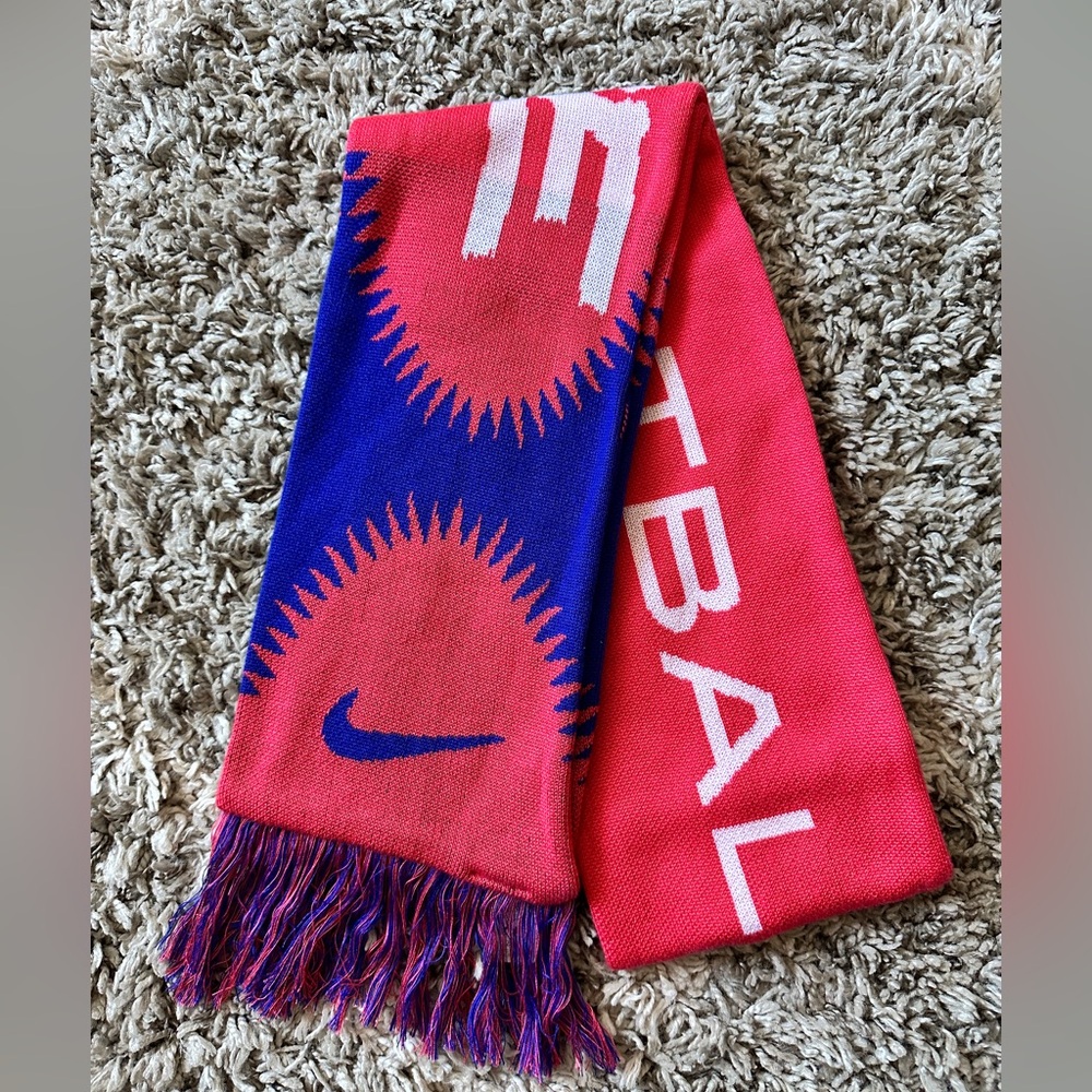 Nike x Ted Lasso football is life scarf - Picture 2 of 4